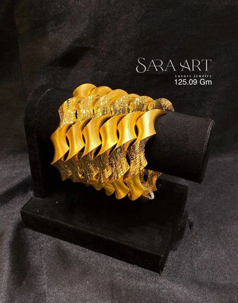 Manchette MN-031: gold bangle set, 125.09 g, SARA ART Dubai