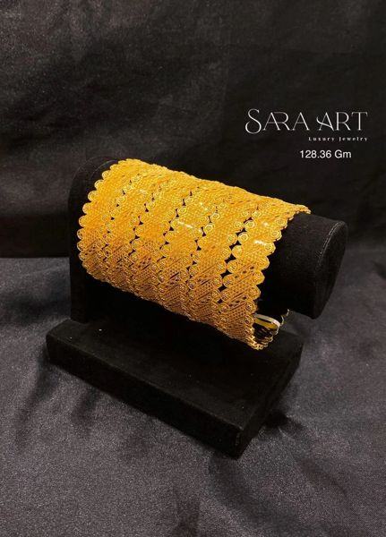 Manchette MN-033: gold bangle set, 128.36 g, SARA ART Dubai