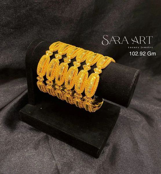 Manchette MN-038: gold bangle set, 102.92 g, SARA ART Dubai